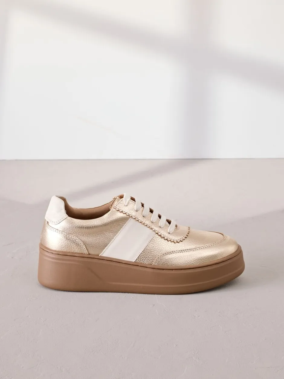 Sneakers|Next - Signature premium leren sneakers met veters en grove sleehak Goud