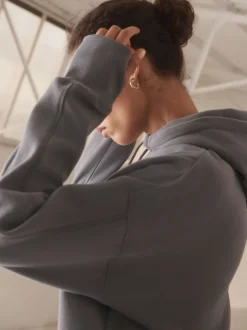Sportkleding|Hoody's En Sweatshirts|Next Grijs - Active Longline Overhead Hoodie met superzacht naaddetail en zakken