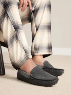 Pantoffels*Next - Signature Suede Fabric Trim Moccasin Slippers Grijs