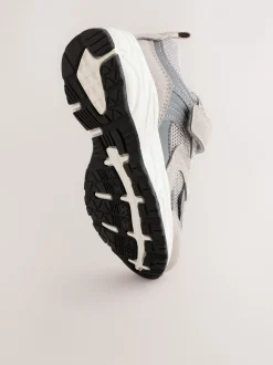 Sneakers*Next - Sneakers met klittenbandsluiting en elastische veters Grijs