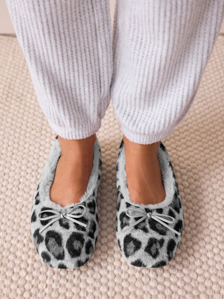 Pantoffels*Next - Ballerina Flat Slippers Grijs met dierenprint