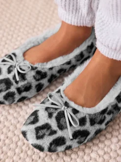 Pantoffels*Next - Ballerina Flat Slippers Grijs met dierenprint
