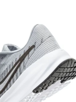 Sneakers|Sportkleding|Nike Grijs/wit - Run Defy Road hardloopschoenen