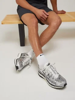 Sneakers|Sportkleding|Nike Grijs/zilver - P-6000 sneakers