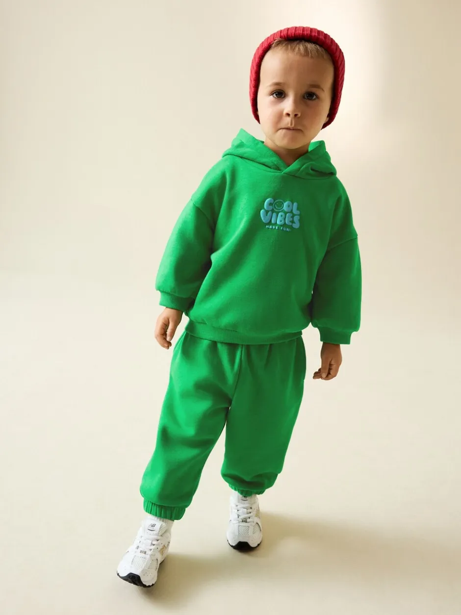 Sets En Combisets|Truien En Breisels*Next - Cool Vibes Printed Hoodie and Joggers Set (3mths-7yrs) Groen