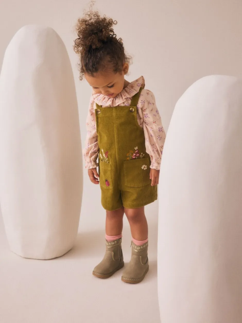 Jumpsuits En Playsuits*Next Groen - Set van corduroy bretelbroeken met bloemenprint, blouse en panty's (3mnd -7jr)