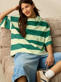 Tops En T-Shirts|Next Groen Eenkleurig - Boxy oversized T-shirt met relaxte pasvorm van zware stof en ronde hals