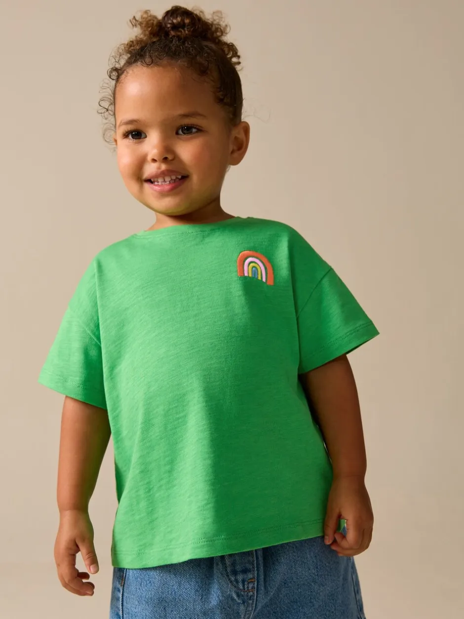 T-Shirts*Next - Short Sleeve Embroidered T-Shirt (3mths-7yrs) Groen met regenboog