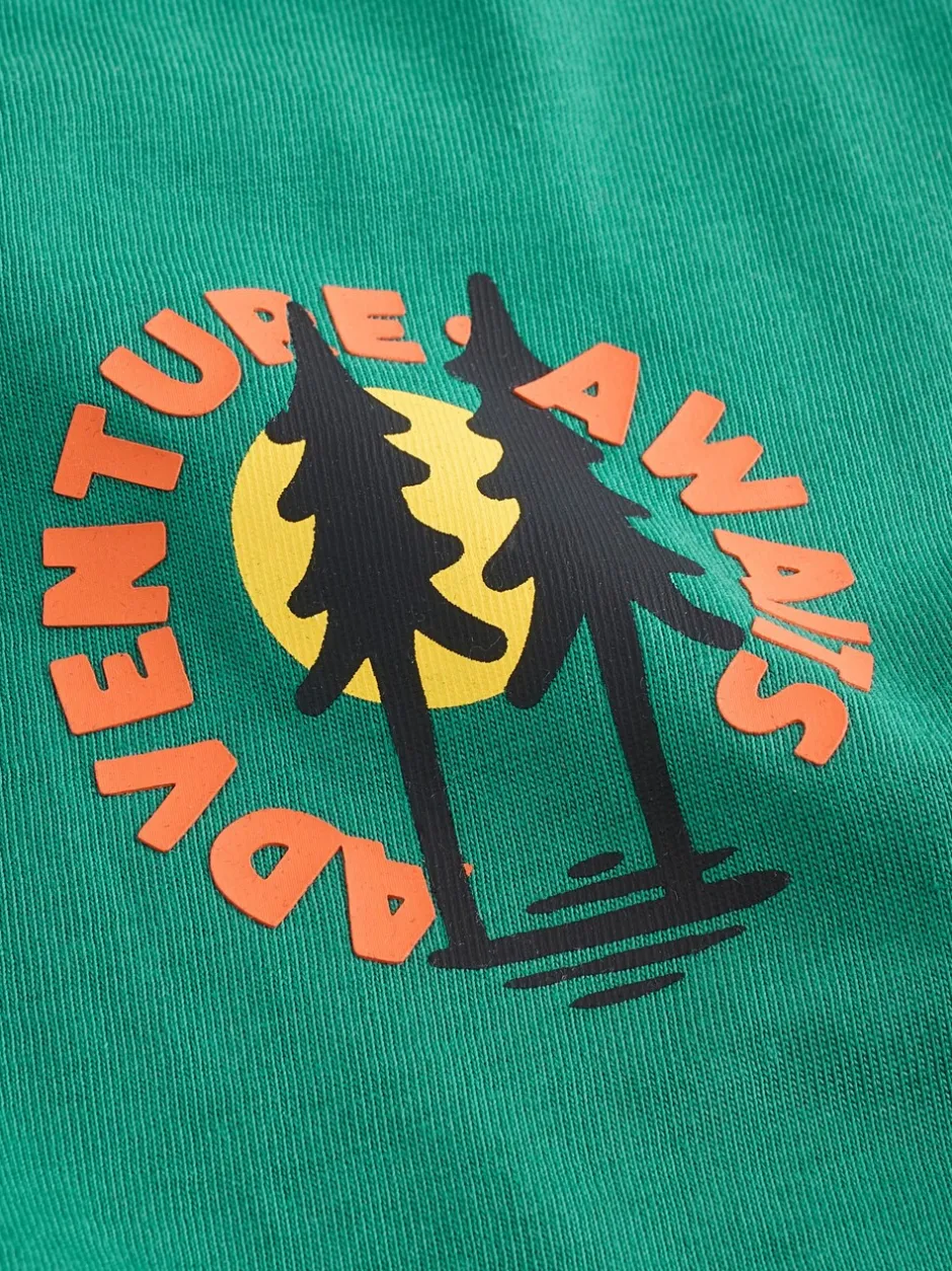 T-Shirts|Tops|Next Groene scène - T-shirt met lange mouwen en print op de rug (3mnd -8jr)