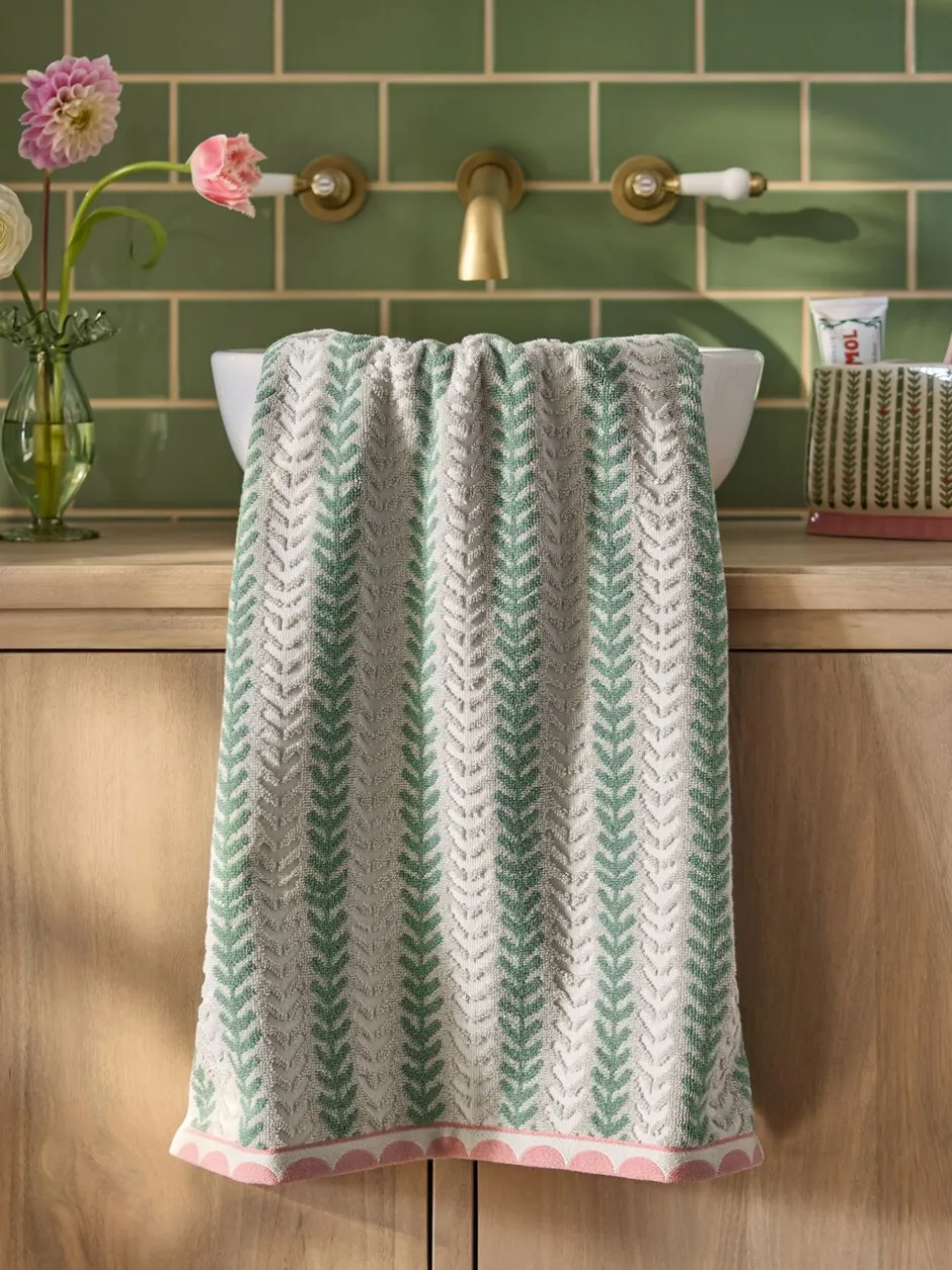 Handdoeken En Badmatten*Next Handdoek met bloemenprint Groen