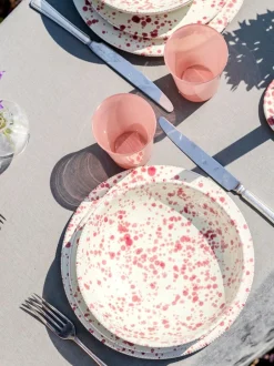 Eetservies En Pastaschalen*Hot Pottery 12 Piece Splatter Signature Dinner Set Cranberry