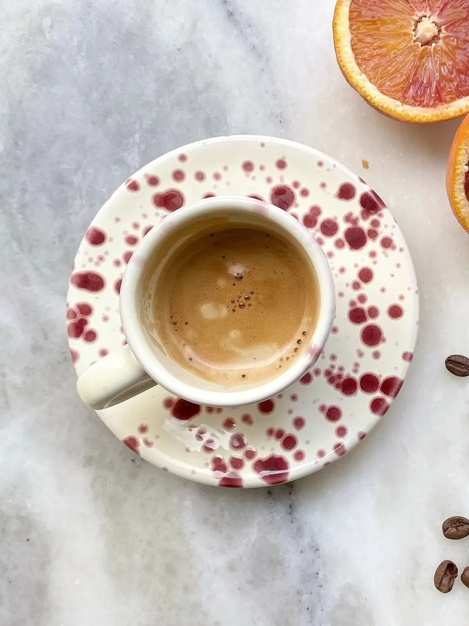 Mokken En Koppen|Hot Pottery Set of 4 Splatter Espresso Set Cranberry