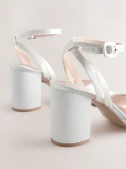 Schoenen Met Hakken|Next - Forever Comfort® bruidssandalen met ronde neus en blokhak Ivoor