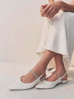 Lage Schoenen|Next Ivoor - Mary Jane bruidsschoenen met hielbandje en puntige neus voor bruiloft
