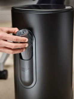 Joseph Joseph*Joseph Joseph Arc 10-Litre Slimline Pedal Bin With Liner Pocket