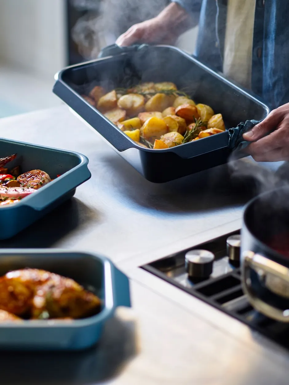 Joseph Joseph*Joseph Joseph Nest™ Oven Nonstick Large Roasting Tray