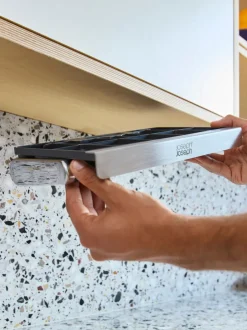 Joseph Joseph*Joseph Joseph Rollgripâ Easy-Tear Kitchen Roll Holder