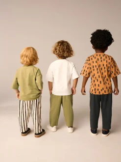 Sets En Outfits|Shorts|Next - Set van 3 T-shirts met korte mouwen en joggingbroeken (3mnd -7jr) Kaki/groen