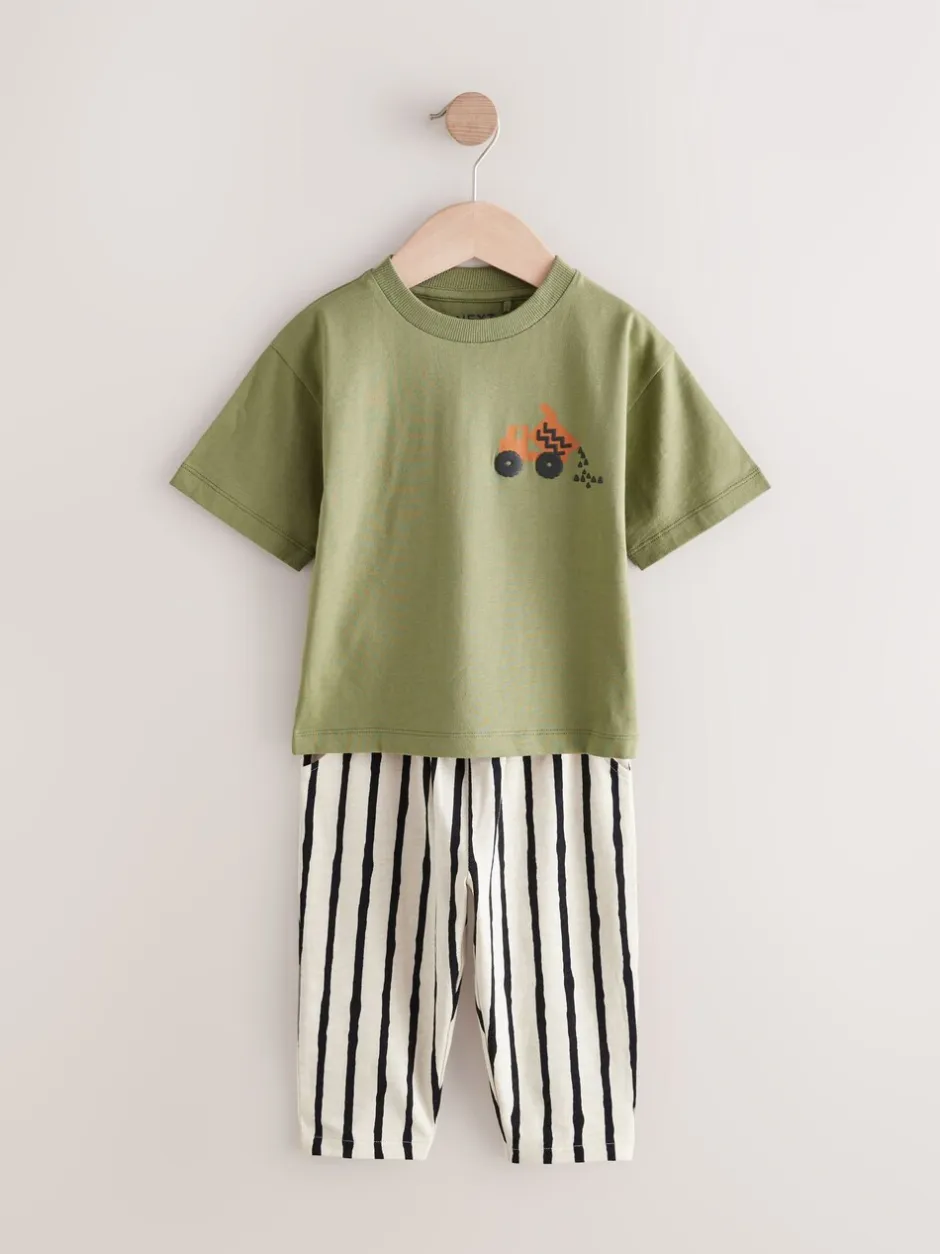 Sets En Outfits|Shorts|Next - Set van 3 T-shirts met korte mouwen en joggingbroeken (3mnd -7jr) Kaki/groen