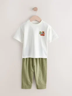 Sets En Outfits|Shorts|Next - Set van 3 T-shirts met korte mouwen en joggingbroeken (3mnd -7jr) Kaki/groen
