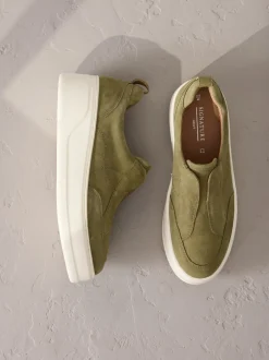 Sneakers|Next Kakigroen - Signature leren sneakers met dikke plateauzolen en sleehak