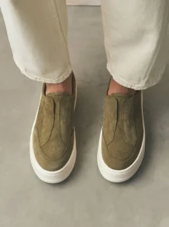 Sneakers|Next Kakigroen - Signature leren sneakers met dikke plateauzolen en sleehak