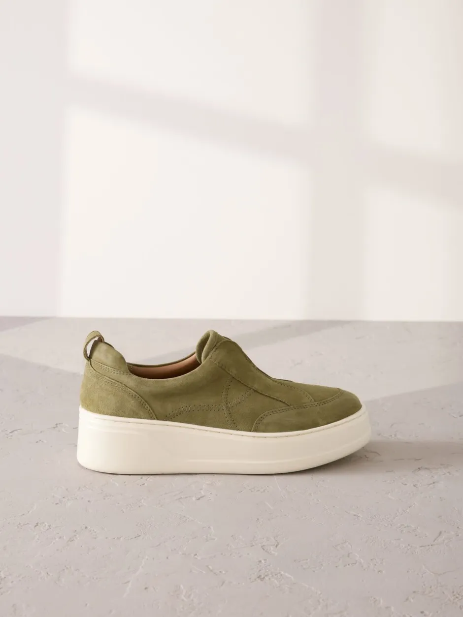 Sneakers|Next Kakigroen - Signature leren sneakers met dikke plateauzolen en sleehak