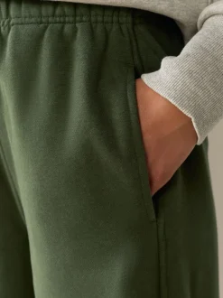 Leggings En Joggingbroeken|Next - Superzachte Peached Essentials Cocoon joggingbroeken met barrel pijpen Kakigroen