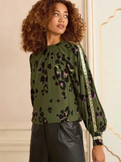 Blouses En Overhemden|Love & Roses - blouse met ronde hals, lange mouwen en paillettenrand Kakigroen dierenprint