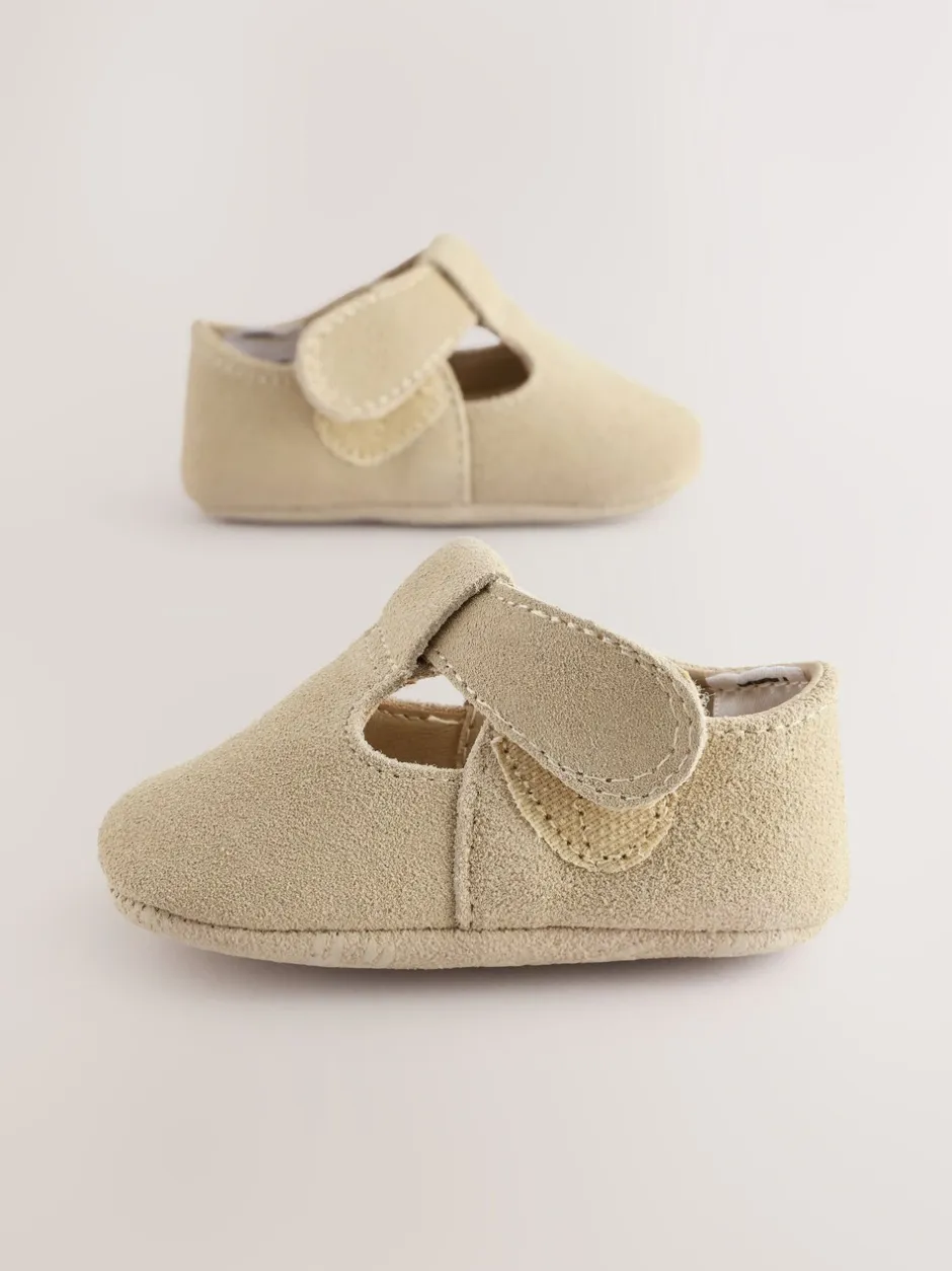 Babyschoenen|Next - Leren babyschoen met T-bandje (0 - 24 mnd) Kiezelkleurig suède