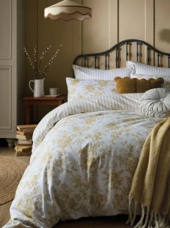 Laura Ashley*Laura Ashley 100% Cotton Sateen 200 Thread Count Walled Garden Duvet Cover and Pillowcase Set Okergeel