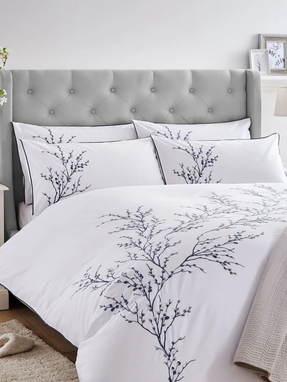 Merkbeddengoed*Laura Ashley 100% katoen perkal 200 draadtelling Pussy Willow Sprig geborduurd dekbedovertrek en kussensloopset Middernachtelijk blauw