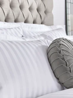 Laura Ashley|Merkbeddengoed*Laura Ashley 100% katoensatijn 400 draads Shalford dekbedovertrek- en kussensloopset Wit