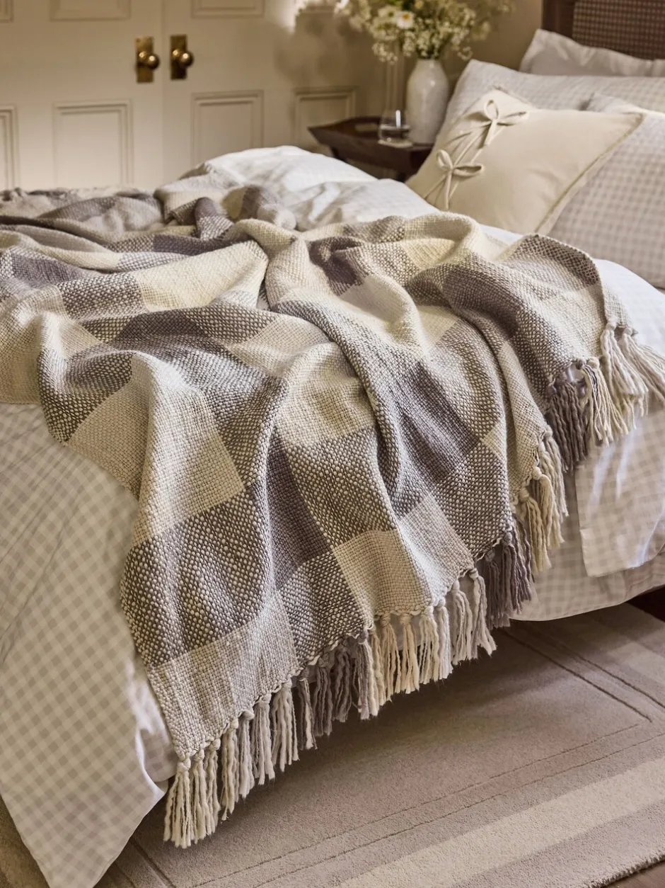 Laura Ashley|Laura Ashley Allonby Check Woven Throw Grijs