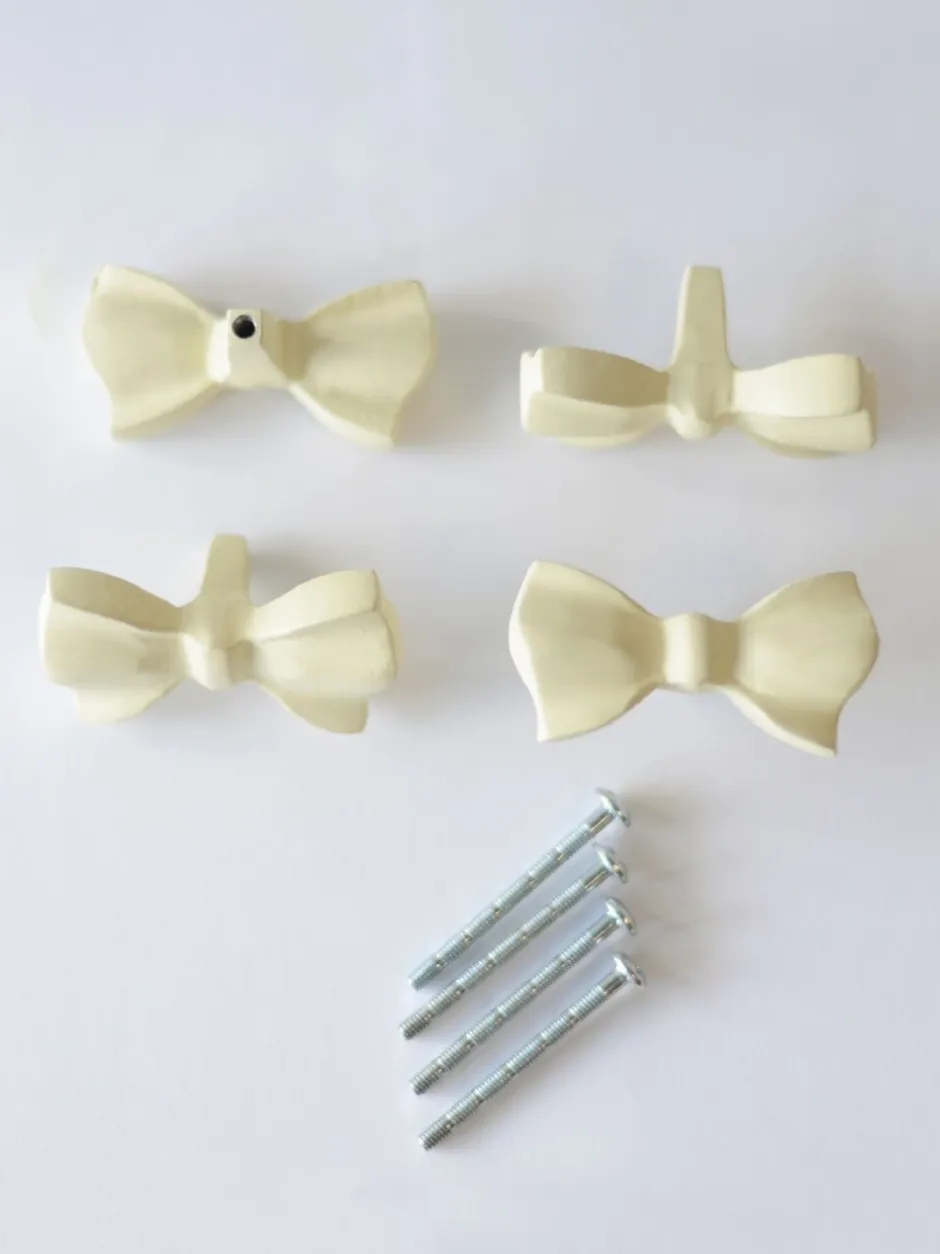 Laura Ashley*Laura Ashley Set of 2 Aluminum Bow Drawer Knobs Off White