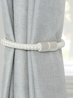 Laura Ashley|Gordijnroedes En -Accessoires*Laura Ashley set van twee Ellesmere magnetische embrassen Crème