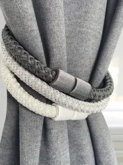 Laura Ashley|Gordijnroedes En -Accessoires*Laura Ashley set van twee Ellesmere magnetische embrassen Crème