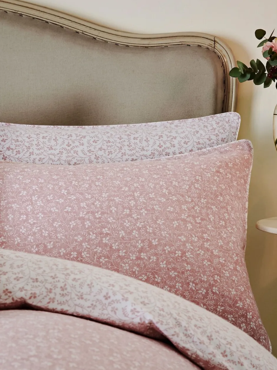 Laura Ashley|Merkbeddengoed*Laura Ashley Supersoft 100% Brushed Cotton Campion Duvet Cover and Pillowcase Set Poederroze
