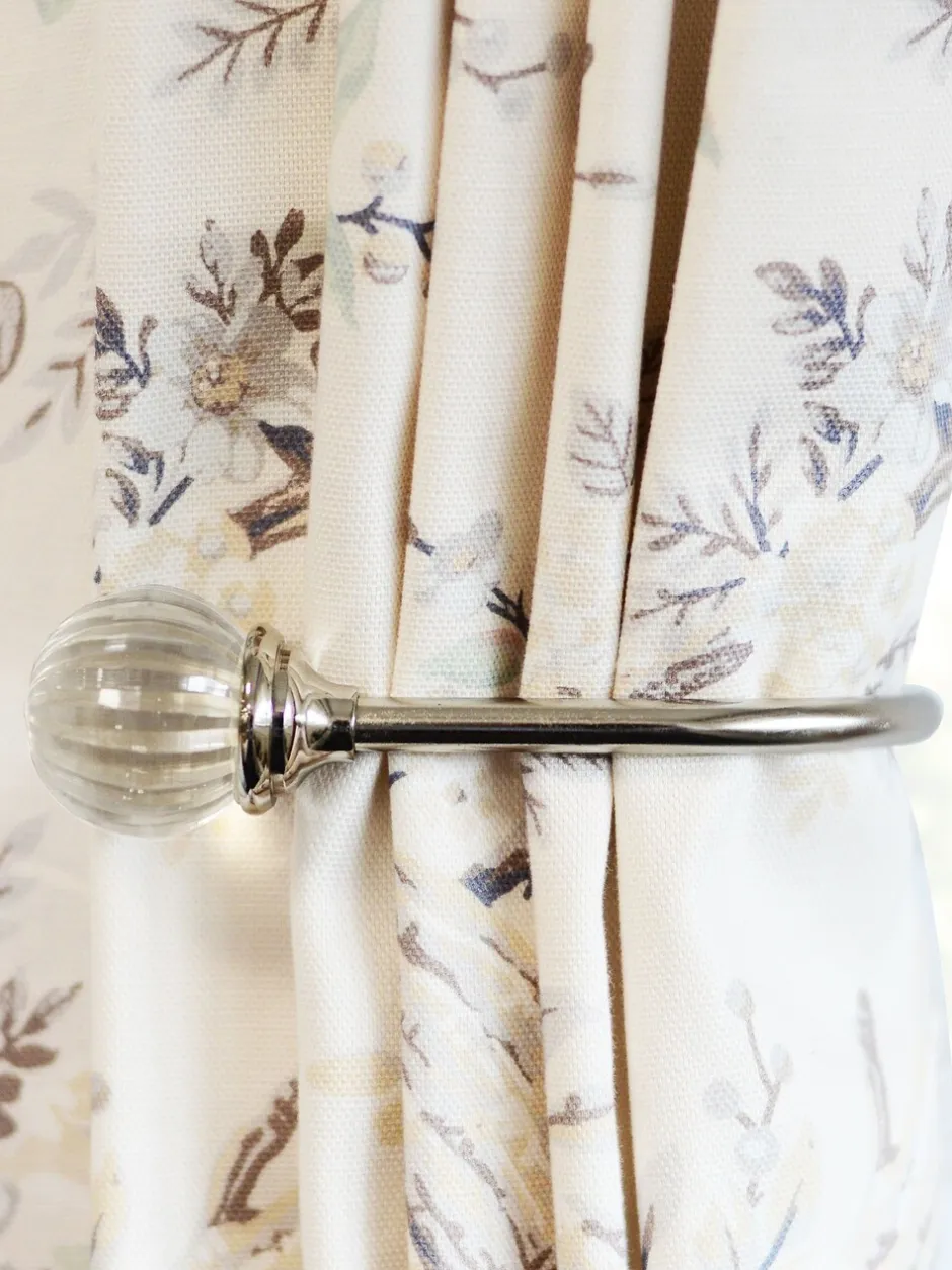 Gordijnroedes En -Accessoires|Laura Ashley Vivien Glass Curtain Embrace Chroom
