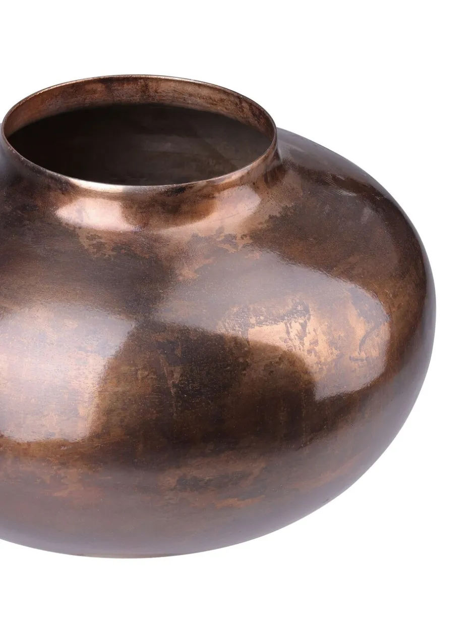 Vazen*Libra Interiors Large Tambora Copper Finish Metal Squat Vase