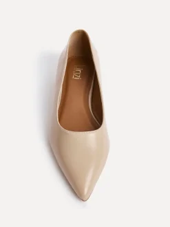 Ruimvallend En Extraruimvallend|Lage Schoenen*Linzi - Wide Fit Compete Pointed Toe Ballet Flat Shoes Licht beige