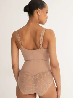 Shapewear*Pour Moi - Effortless Tummy Control Wear Your Own Bra Body Shapewear Licht beige