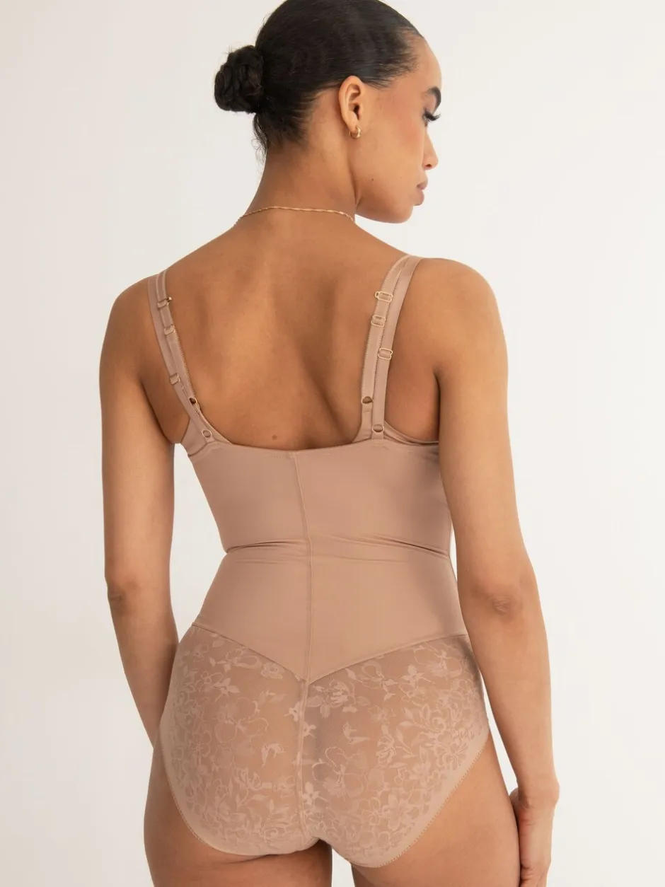 Shapewear*Pour Moi - Effortless Tummy Control Wear Your Own Bra Body Shapewear Licht beige