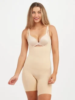 Shapewear*Spanx - sculpt™ Naadloze Power bodysuit met open buste tot halverwege de dij Licht beige