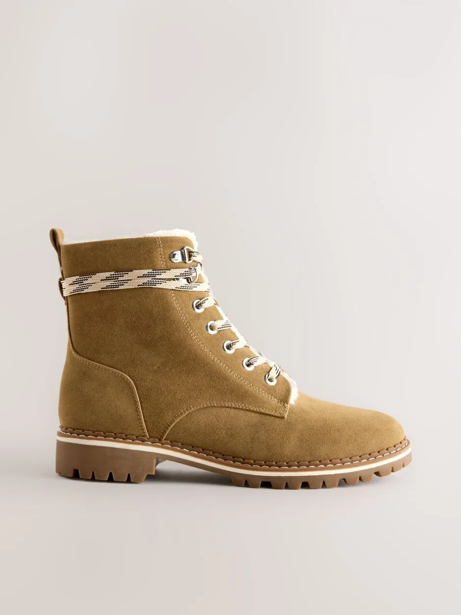 Ruimvallend En Extraruimvallend|Boots*Next Lichtbruin - Forever Comfort® veterlaarzen met imitatiebontvoering