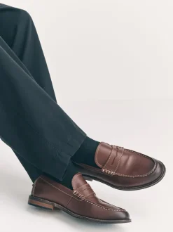 Schoenen|Formele Schoenen*Next Lichtbruin - Penny-loafers met contrasterende stiksels