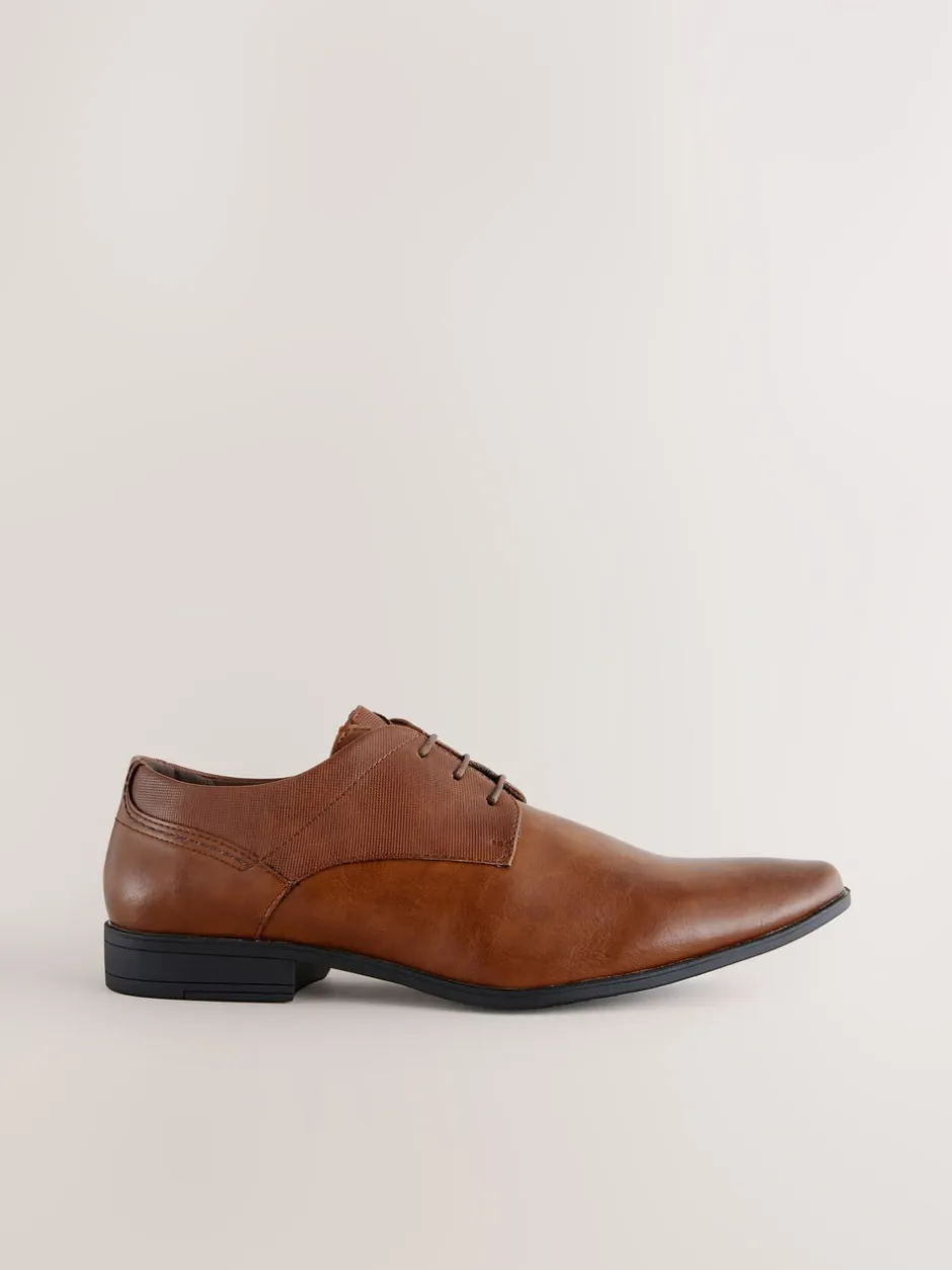 Schoenen|Formele Schoenen|Next - Standaard pasvorm - Derbyschoenen met veter Lichtbruin