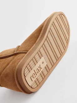 Pantoffels|Loungewear|Next - Suède pantoffellaarsjes met voering van imitatiebont Lichtbruin