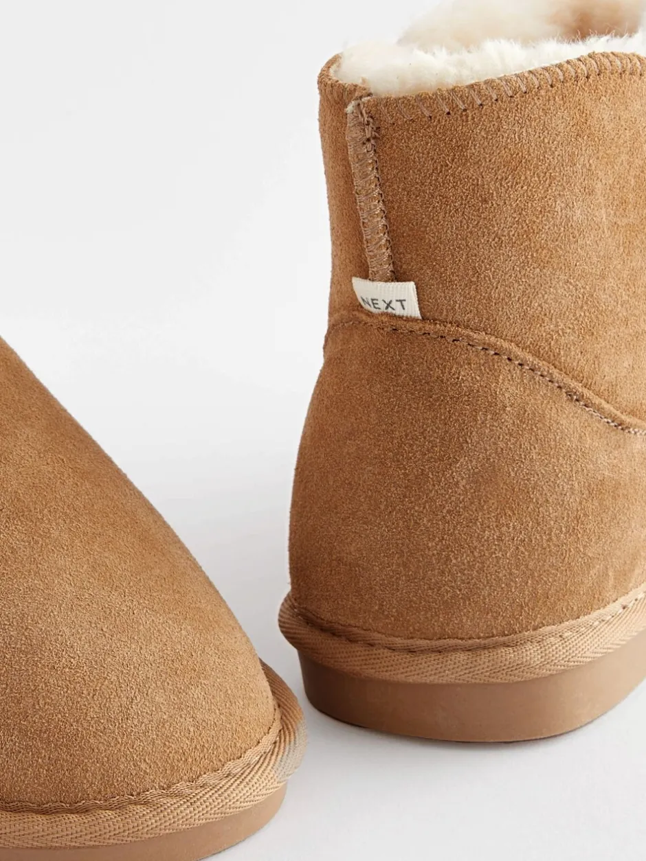 Pantoffels|Loungewear|Next - Suède pantoffellaarsjes met voering van imitatiebont Lichtbruin