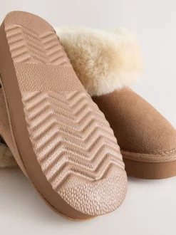 Boots*Next Lichtbruin - Waterafstotende suède Boots van echte schapenvacht